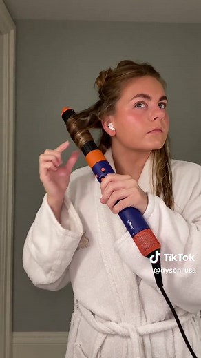 Dyson Airwrap Tutorial: Achieve Beautiful Bouncy Curls