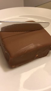 3.3M views · 25K reactions | Klondike Ice Cream Bar Crunch 襤 | Foody Fetish | Facebook