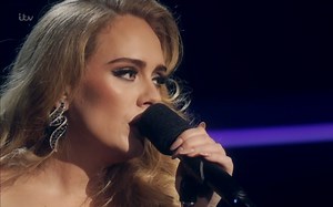 完整版见评论区【Adele】2021最新伦敦演唱会超清全场大首播
