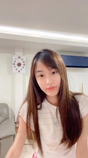 KAYKAI salaider on Instagram: "💃🏻 #veryverysmall 👌🏻"