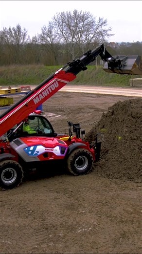 Are you ready for the #future? 🚀 We are pleased to introduce the inaugural Manitou #hydrogen-powered #telehandler! 🔴 Stay tuned for more information 💡 #hydrogentechnology #constructionsite #machinerysector | Manitou across the world