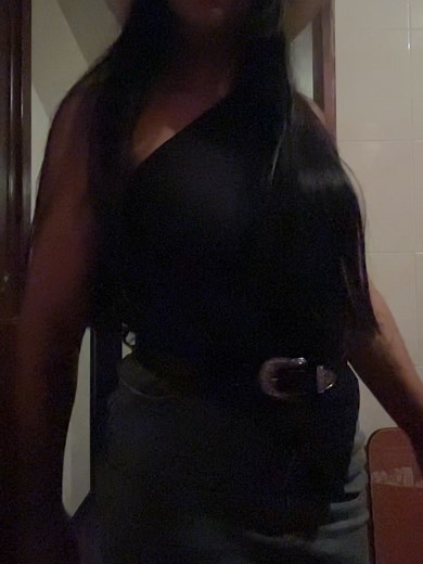 Daniela Nieves on Reels