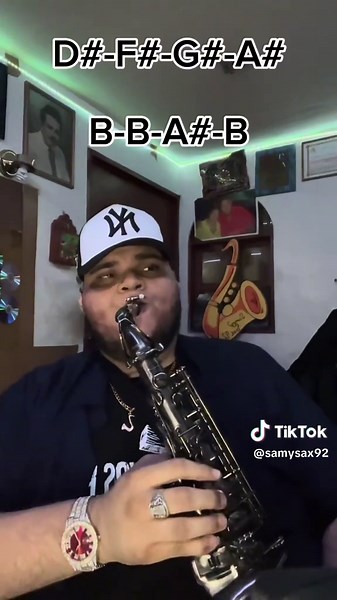 Tutorial de Sax Alto - Al que es Digno | SamySax92