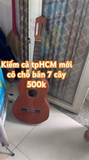 7 cây Guitar giá 500k