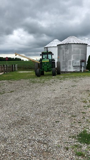 8.3K views · 196 reactions | #tractors #johndeere #farming #Ohio #4640 | Homestead | Facebook