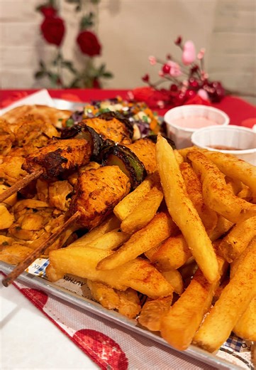 Valentine’s at Acropolis Metrocentre ❤️ Available the 13th, 14th & 15th of February. What’s on the platter (£21.95 to share): Heart-shaped pitta breads, chicken gyros and chicken souvlaki, fries, red hummus, PINK tzatziki, chilli jam and our special fresh salad. #acropolisstreetfood #newcastlefood #datenightideas