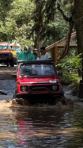 Belalang tempur Jeep adventure offroad Kemuning #truckoffroad #motoroffroad #automobile #mudding