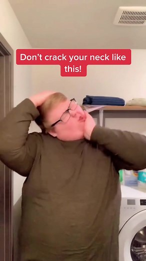 Here is a neck stretch that can help relieve neck pain instead of cracking the neck! #neckcrack #neckstretch #crackingbones #crackingneck #viral #parati