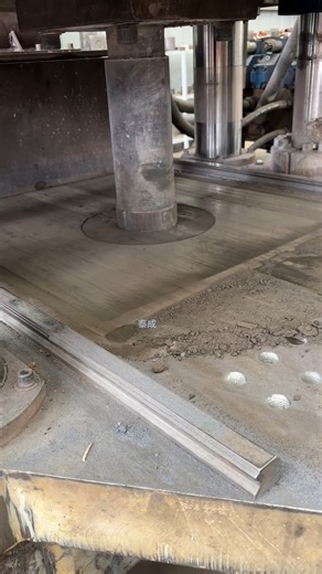 7.4K views · 27 reactions | Whatsapp:+8613783554319 email:sale@tcksjx.com | Salt block press machine, brick machine,hydraulic press machine | Facebook