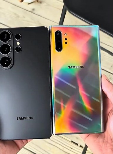 S26 Ultra Vs Note 10 Plus _Design & Boot Up Test