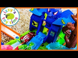 CARS ! Hot Wheels City COBRA MANOR ATTACK