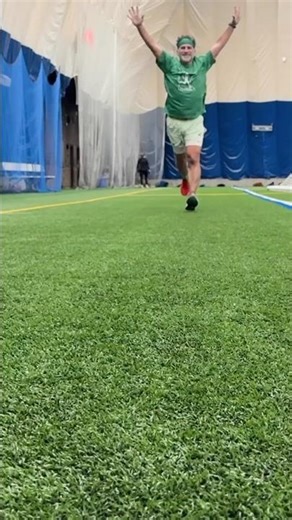 Indoor FieldTurf Run