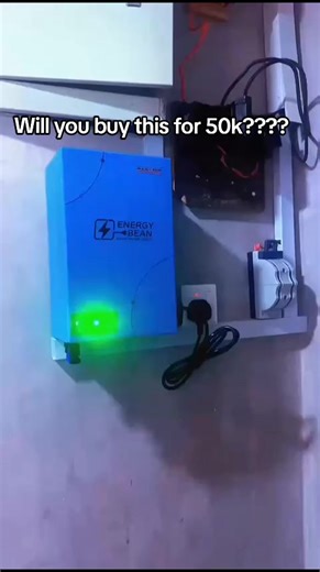 Get yours now @400k It is a 250W solar power station that is capable of powering your home (connected to your change over) Comes with 300W panels, which can be used to power your devices during the day without consuming from the powerbox battery. It is suitable for selfcon to two bedroom apartments powering appliances like TVs, laptops, fan, home theater, ps3, ps4, blender, washing machine, air fryer... #enerybeam #solar #solargen #generator #nepa electricity work electrician beginner // Solar d