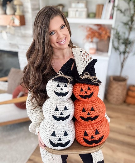 CROCHET PATTERN & VIDEO/ Jack-o'-lantern Pumpkin Stack, Crochet Jack-o'-lantern, Halloween Decor, Fall Decor, Pdf, Gifting - Etsy