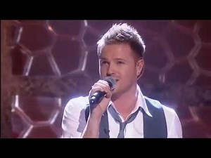 Nicky Byrne: When He's Looking SO hot