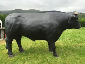 Life Size Model Bull - Life Size Model Animals for sale online - Horn Imports