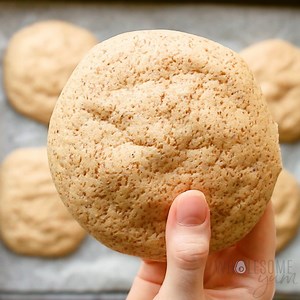 420K views · 334 reactions | There’s no need to settle for a bun-less burger on a keto diet. It’s easy to make your own low carb hamburger buns for all your summer cookouts! Recipe --> https://www.wholesomeyum.com/recipes/low-carb-hamburger-buns-recipe-keto-paleo/ | Wholesome Yum - Easy Healthy Recipes | Facebook