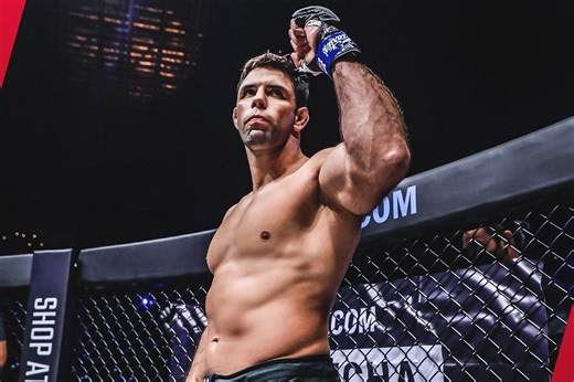 “Feeling better every day” - BJJ GOAT ‘Buchecha’ working on his Muay Thai to start off the new year