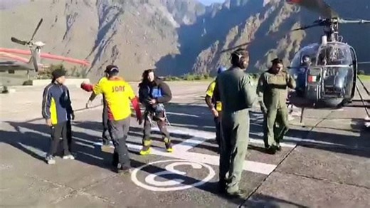 Indian Air Force rescues climbers stranded on Chaukhamba mountain