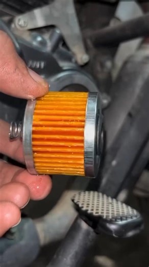 how to install oil filter bs6 #trendingshorts #youtubeshorts #mechanic #plz_subscribe_my_channel