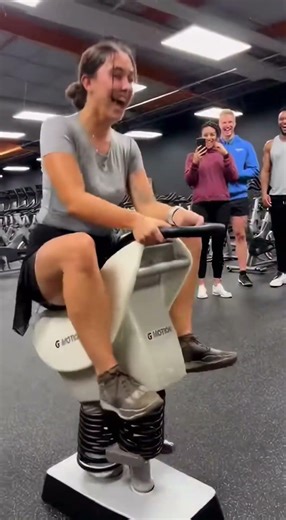 The Machine Was Completely Unpredictable 😬 #Shorts #YouTubeShorts #Viral