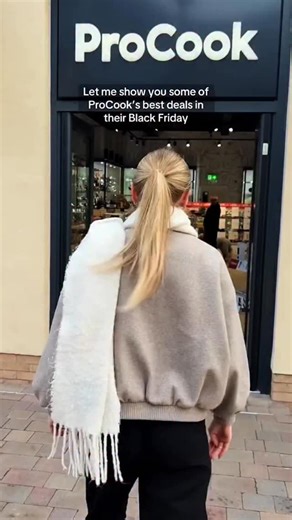 Need an excuse to upgrade your kitchen electricals? This is it 👀 Tap to shop via the link in our bio! #blackfriday #blackfridaydeals #blackfridaysale #kitchenmusthaves | ProCook