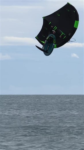 Wing Foil Sand Dunes: A Smooth Adventure