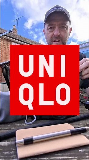 The Uniqlo Sling that everybody has #streetphotography #UNIQLO #sling #edc