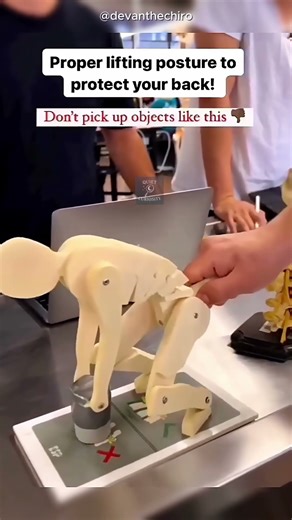 Learn the Right Way to Lift…Before You Break Your Back 😳