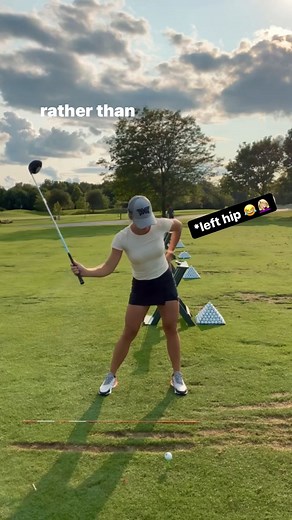 keep in mind that this is just what I am working on for my personal swing dynamics….this isn’t meant to be a swing tutorial* -A little look into my practice session from the other day. This is what I’ve been feeling to work on my sequencing so that I can keep my swing direction a bit more neutral. (It can get too far to the right causing me to miss in both directions). And yeah apparently i don’t know my left from my right 😂 | Cassandra Meyer