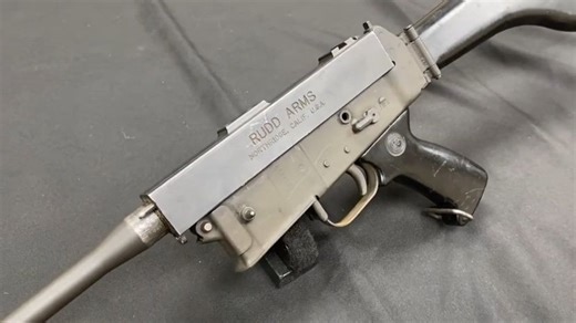 延迟闭锁 AR180 原型步枪