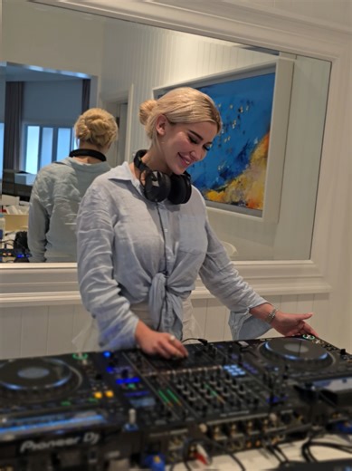 මේක සබ්මැරීනයක්ද?Submarine Ekak Da me ? DJ gear can be quite confusing 😕 learn more at @DJ Senter #dj #submarine #srilanka