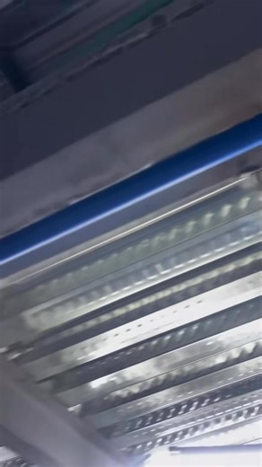 Una de las mejoras más recientes que le hicimos al taller 😎👌 Me gustó muchísimo desde cómo se mira, su instalación fácil y funciona excelente, recomendable para talleres de todo tipo, garajes , clínicas dentales, etc #htg #htgtools #htgmejoras | Hi-tecH Garage