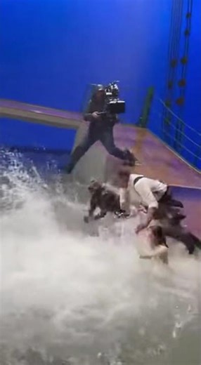 The Final Prayer Slide BTS