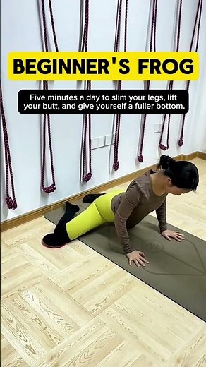 How to do Beginner Frog Pose for Leg Slimming & Glute Lift 🧘‍♀️ #yoga#begginerfrogpose#frogpose#legs