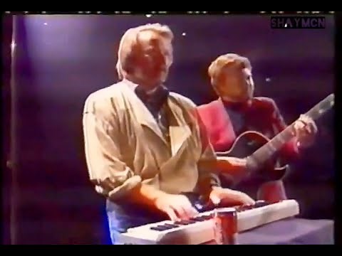 U2 ft. Björn & Benny ABBA : Dancing Queen (1992) & Satellite of Love #shortsabba