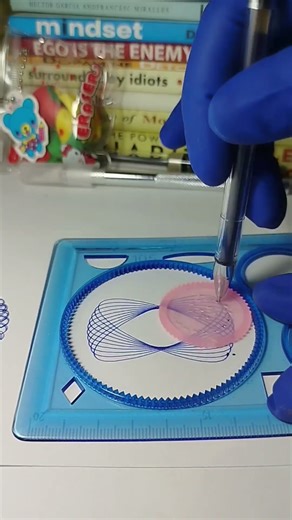simple use of spirograph 🎨