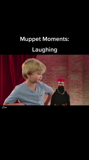 Muppet Moments: Pepe the King Prawn Makes Kids Laugh