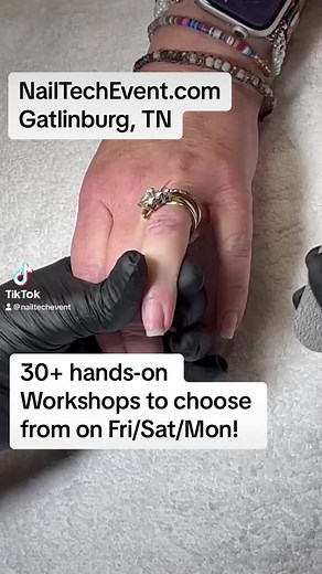 How to file a perfectly SQUARE nail? 樂 Learn MORE in the July hands-on Workshops at the Smokies Nail Show in Gatlinburg Tennessee! 朗 www.NailTechEvent.com #naileducation #nailclasses #nailtecheventofthesmokies #gatlinburgtennessee #nailtechs | Nail Tech Event of the Smokies | Facebook