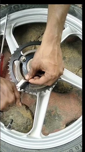 Splendor bike chain set fitting video####