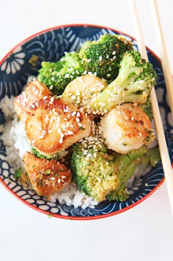 Scallop and Broccoli Stir Fry (15 minute recipe)