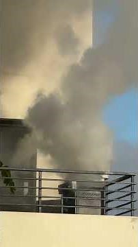 Balcony Grill Bursts Into Flames, Quickly Extinguished