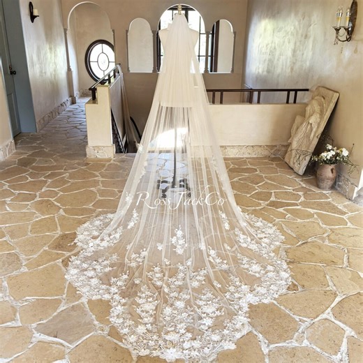 Scalloped Beaded 3d Flower Veil Unique Scallop Shape Veil Handmade Floral Veil Wedding Veil Cathedral Veil Flower - Etsy