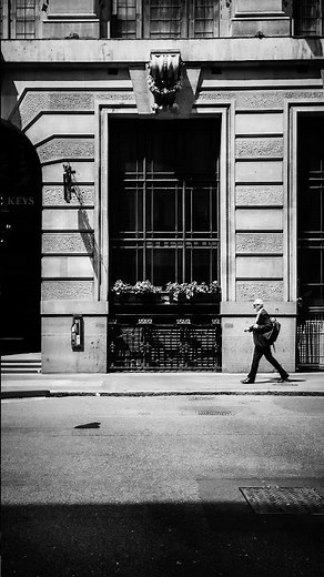 The Art of Everyday Life #bnw #monochromatic #bnw_zone #inblackandwhite