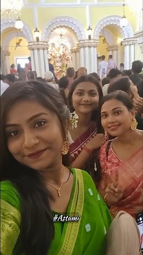 Astami 🌸 #durgapuja2025 ✌️ #berhamporepujaporikroma #pandelhopping #maadurga #friendsouting ❤️