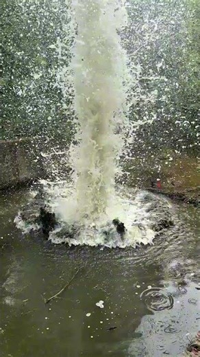 Massive Water Blast: Witness the Incredible Power of a Kinetic Explosion #metocean