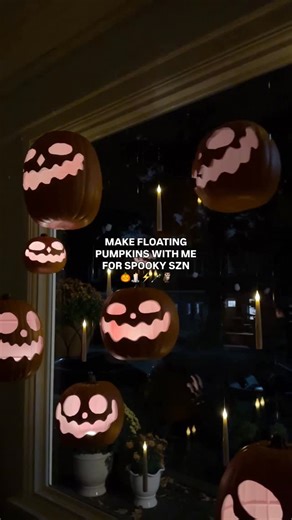 Diana Di Poce on Instagram: "DIY floating pumpkins straight out of Hogwarts 🎃🪄✨ comment links & I’ll send you the details!! #halloween #diy #halloweendecor #harrypotter #pumpkin #falldecor #diydecor IB @mrsmckennabarry"
