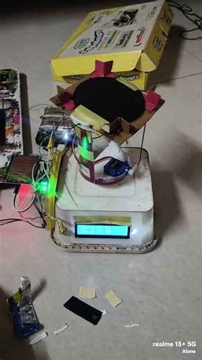 #solar #servomotor #stm32 #shorts #youtubeshorts #trendingshorts #new #project #schoolproject #viral