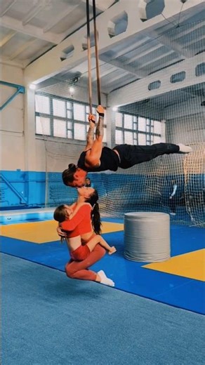 Circus ka khel #viralvideo #viralshort #circusvideo #circusacts #trendingnow #viralcircus