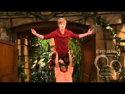 Pair Of Kings - Season 3 - Opening Credits / Introduction